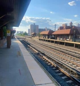 train station in forest hills, queens